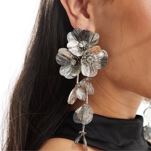 Zara Silver Flower Statement Drop Earrings - Picture 2 of 3